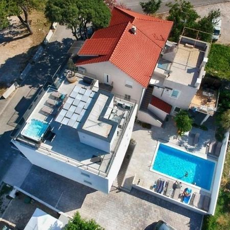 Neue Wohnung In Vodice Mit Grosser Terrasse Exterior photo